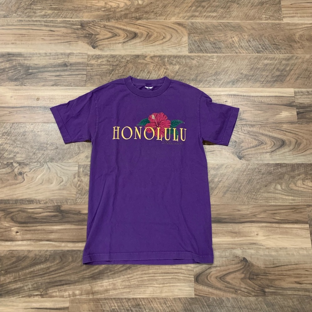 Honolulu graphic tee